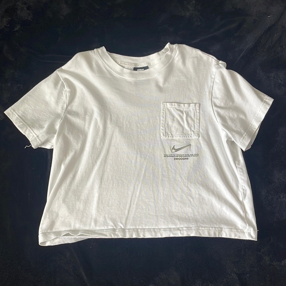 Nike Crop Top